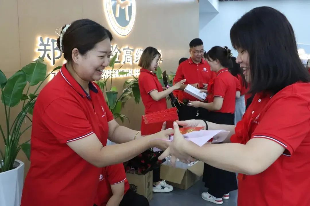 郑州航空港区郑航实验高级中学图片